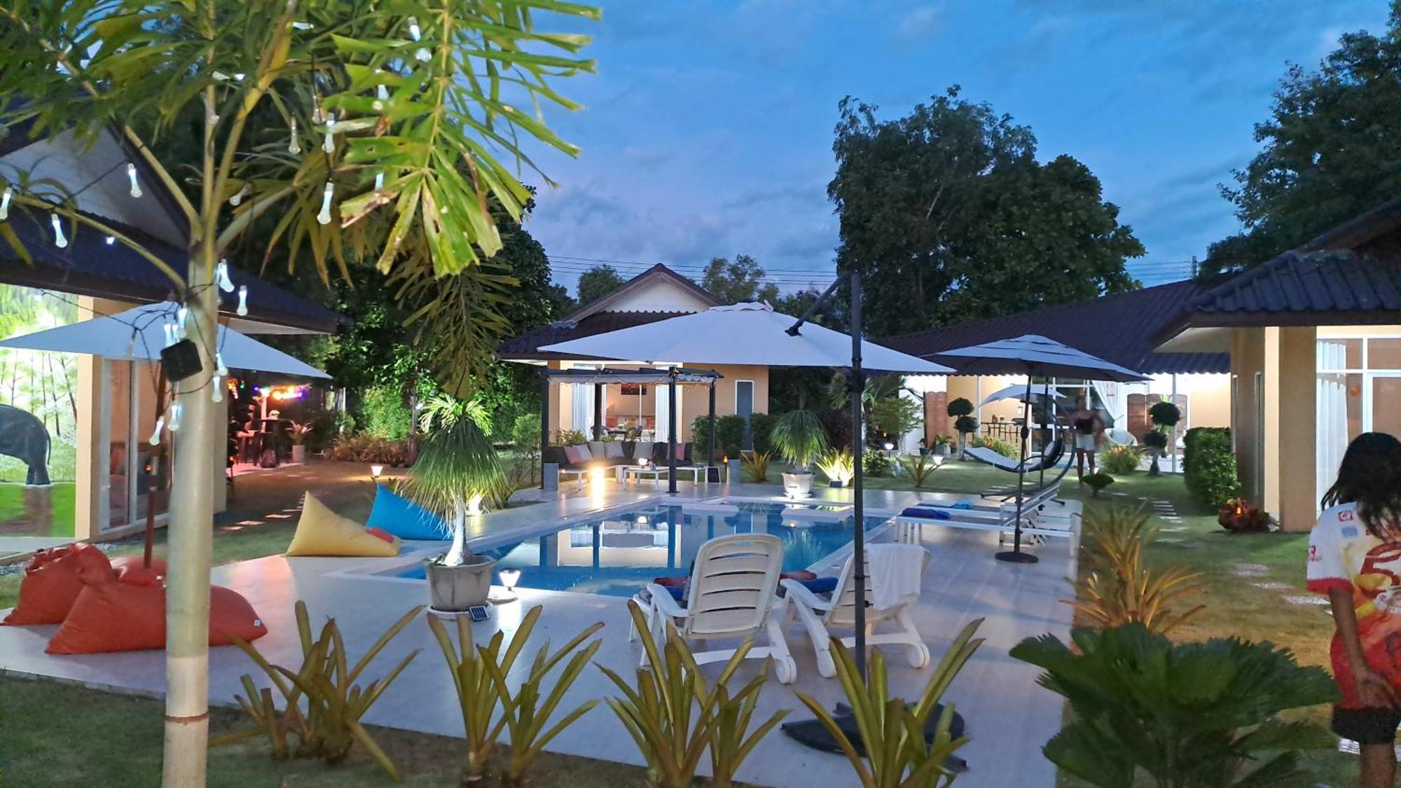 Pool Villa, Resort, Mae Ramphueng Beach, Ban Phe, Rayong, Residence M Thailand (Adults Only) Ban Chamrung Exterior foto
